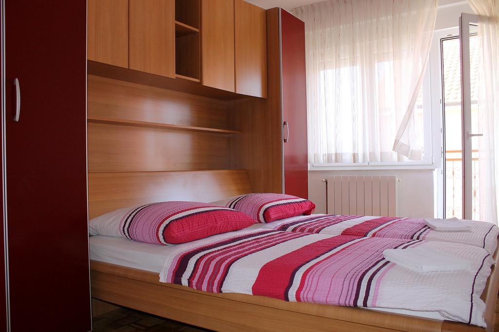 Villa Ferias Trogir Room photo