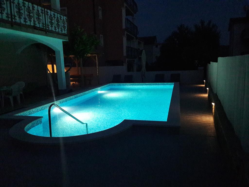 Villa Ferias Trogir Exterior photo
